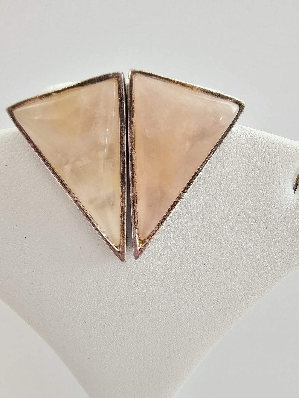 Vintage 80s Genuine Rose Quartz Statement Earrings – Geometric Triangle – Silver